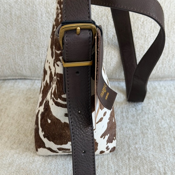 Margot New York Kaye Mini Bucket Crossbody Cowhide Shoulder Bag - Picture 9 of 13